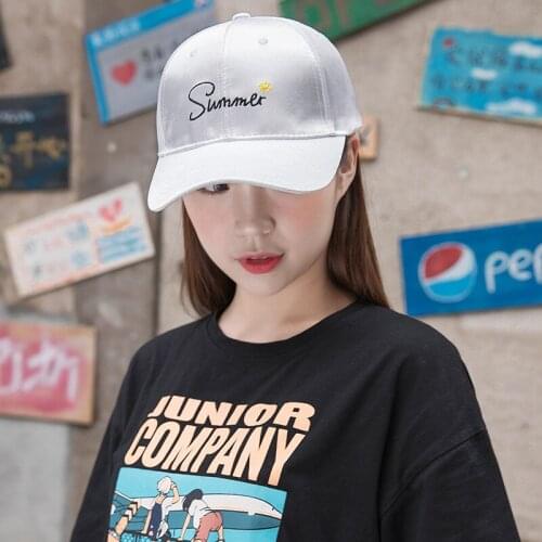 New Women Men Baseball Cap Female Daisies Outdoor Adjustable White Red Black Embroidered Womens Hats Summer 3080