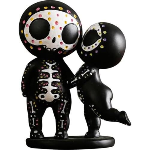 Romantic And Warm Sugar Skull Couple Figurine Statues Table Decor Hand Crafts Resin Ornaments Home Decoration Accessories