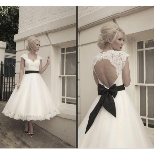 Custom sexy backless casamento short boho bride gown cheap bow vestido de noiva fashionable free shipping bridesmaid dresses