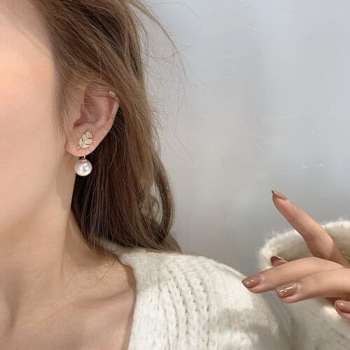 Sweet Girl Earrings New Fashion Pearl Crystal Leaf Earrings A Two-wear Combined Net Red Earrings Womens Wholesale Pendientes