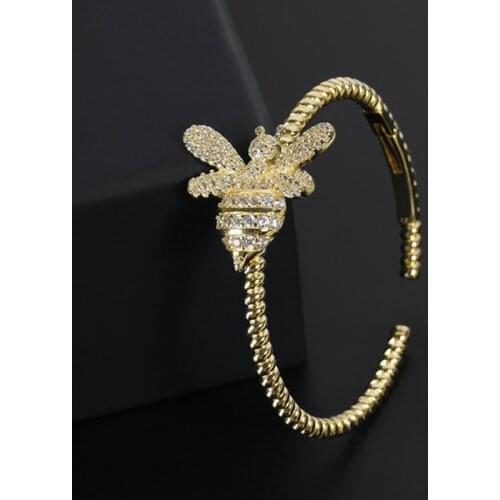 Fashion Women Jewelry Fish Pendant Bracelet Bee Bangle Chain For Gift