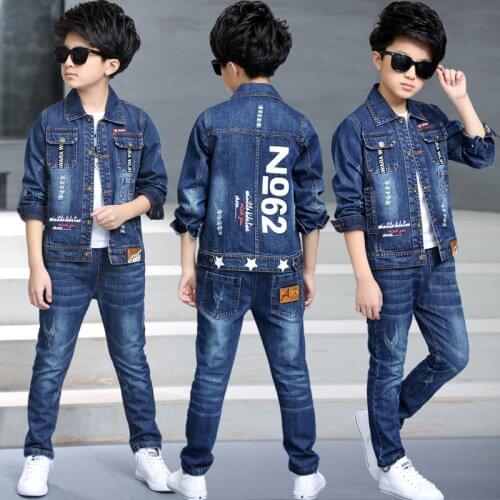 Childrens clothing boy spring suit 2020 new Korean childrens denim suit two sets of spring and autumn children clothes tide