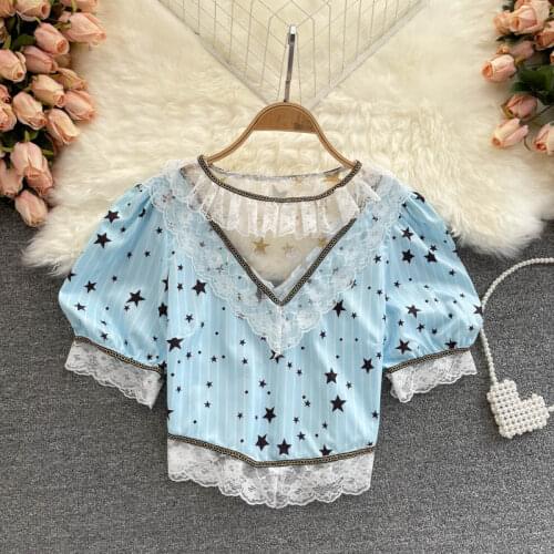 Sweet lace stitching age reduction bubble sleeve star print self-cultivation all-match cropped top womens holiday shirt 2021