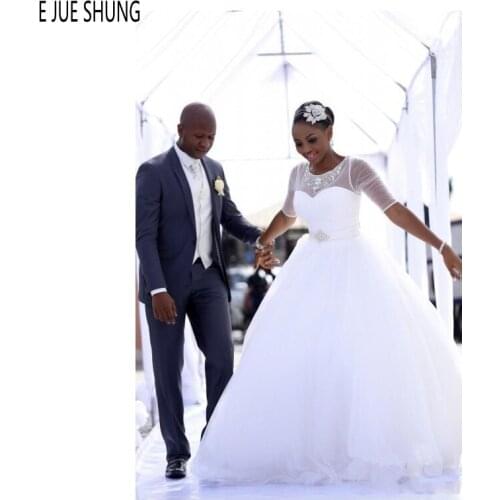 E JUE SHUNG African Half Sleeves Wedding Dresses Jewel Neck Lace Up Back With Crystal Sash Tulle Bride Dresses vestido de noiva