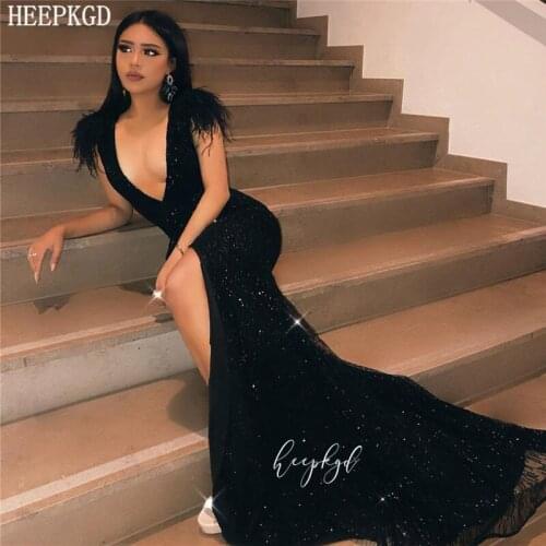 Sexy Black Mermaid Evening Dress With Feathers V Neck Side Slit Glitter Long Prom Gowns Plus Size Graduation Party Dresses