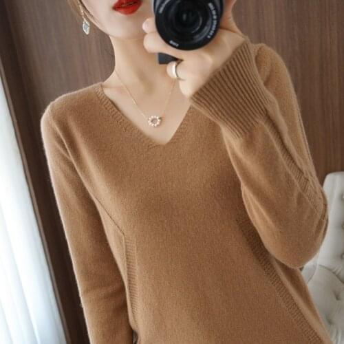 100% Pure Wool Sweater Women Pullover 2021 Autumn Winter New V-Neck Warm Soft Knitted Pullover Female Solid Casual Jumper Tops