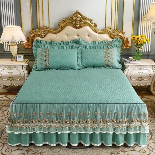 2020 new productsThickened frosted fabric Bed spread Fitted Sheet Pillowcases 2/3 pcs Embroidered lace princess bedding