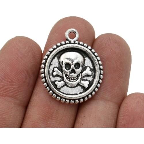 10pcs Antique Silver Plated Pirate Skull Charm Pendants for Jewelry Making Bracelet DIY Accessories 23mm