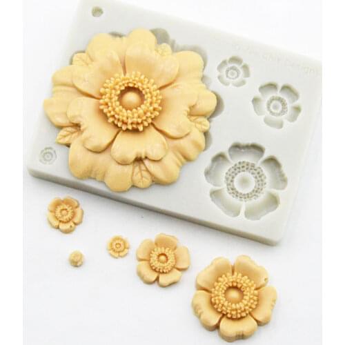 3D Flower Shape Silicone Mold Chocolate Sugar Cookies Chocolate Mould Cake Lace Decoration Clay DIY Mold Baking Tool