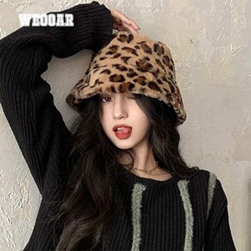 WEOOAR Rabbit Fur Leopard Women‘s Bucket Hat Women Cow Print Mens Panama Winter Warm Plush Fisherman Hat Black Cap Female MZ165
