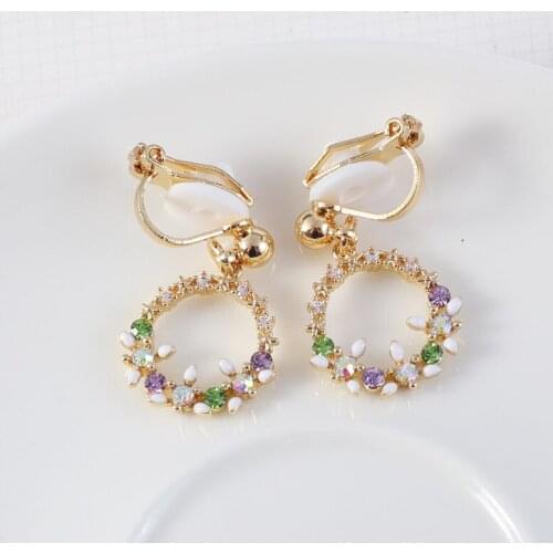 Bohemia Flower Earrings for Women AAA Zircon Round Clip Earrings Non Pierced Ear Clip for Women Lady Wedding Party Jewelry