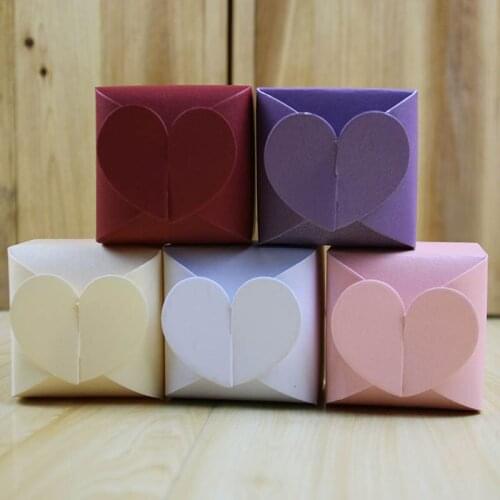 50pcs/lot DIY Wedding Love Heart Shape Candy Box Solid Color Simple Style Gift Box Party Supplies White/Red/Pink/Purple/Beige