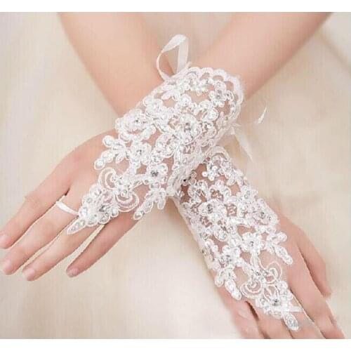 Hot Sale New Arrival Cheap In Stock Lace Appliques Beads Fingerless Wrist Length With Ribbon Bridal Gloves Wedding Accessories