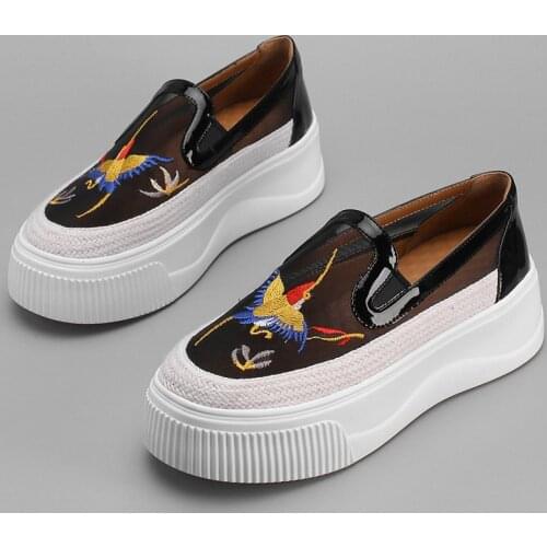 Women Breathable Lace High Heel Vulcanized Shoes Female Round Toe Fashion Sneakers Summer Chunky Platform Loafers Casual Shoes