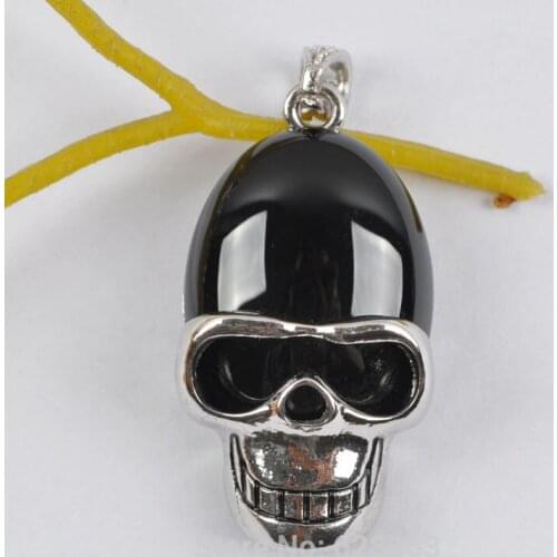 Natural Black Carnelian Stone Bead Skull GEM Pendant Jewelry S1242