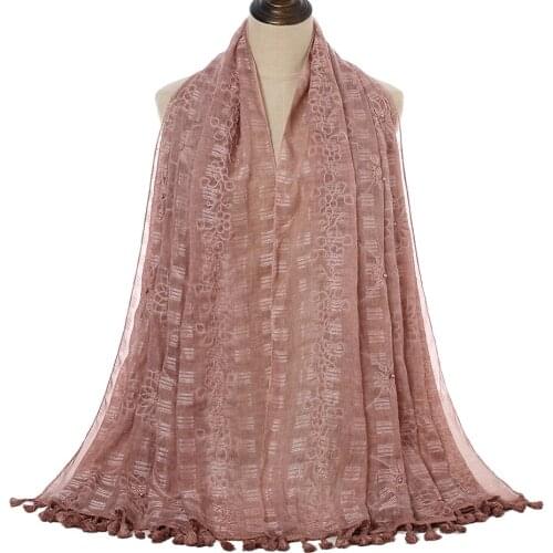 New Arrival Embroidery Cotton Lace Scarf Shawls Muslim Hijabs High Quality Flower Headscarf Wraps Women 1PC Retail