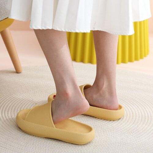 Couple Slippers Unisex Shoes Indoor Home Soft Non-Slip Home Slippers Women Men Wear-Resistant Massage Comfortable Black Slippers