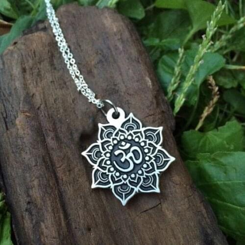 Vintage Mandala Lotus Flower Pendant Necklaces For Women Charm Amulet Religio