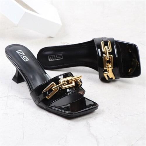 Women Shoes Womens Sandals Slippers Chic Chain Summer Shoes Female Slides Mules 6.5cm Heel Square Toe Designer Shoes Casual