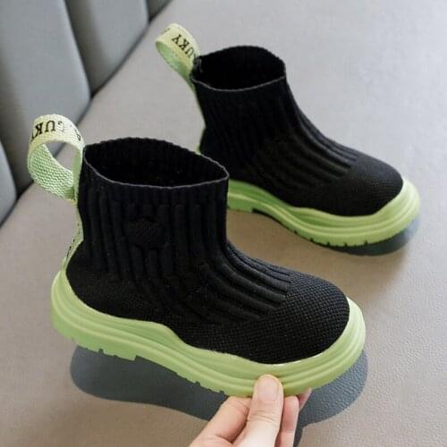 Autumn and Winter New Towel Thickening Childrens Floor Socks Baby Baby Toddler Shoes Rubber Sole Cartoon Tube Socks 2021