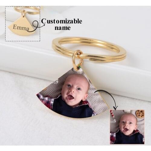 Personalized Photo Keychain Stainless Steel Fan-Shaped Photo Keychain Custom Photo Keychain ForLovers Family Memorial Jewelry