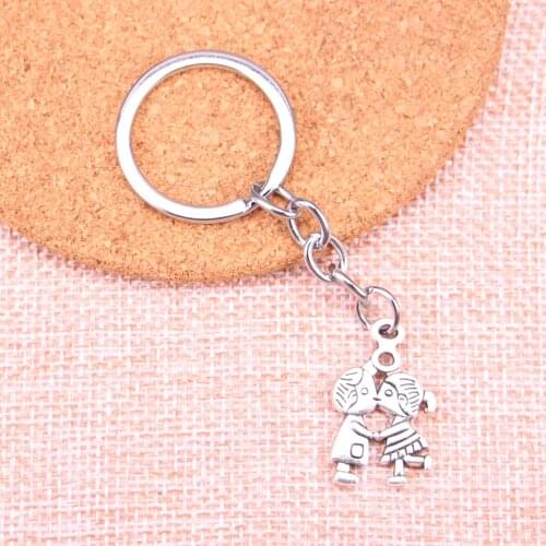 20pcs lover boy girl Keychain 16*27mm Pendants Car Key Chain Ring Holder Keyring Souvenir Jewelry Gift