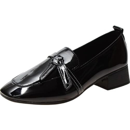 Women Running Shoes 2021 Spring Hot Brand Sneakers Lady Girl Breathable Leather Sport Shoes Black Women Jogging Shoes Chaussures