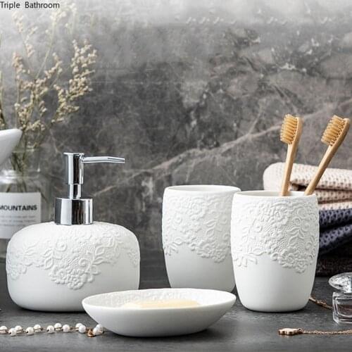 Ceramics White Wash Set Nordic Style Gargle Cup Soap Dispenser Soap Holders Bathroom Shower Accessories Four Piece Set