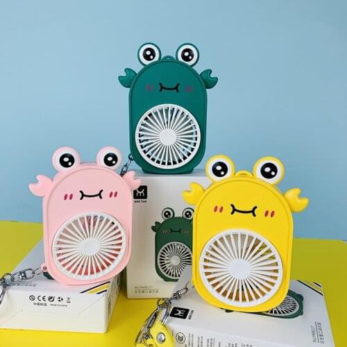 New Cartoon Cute Little Crab Keychain Fashion Creative Usb Charging Small Fan Keychain Ladies Bag Mobile Phone Fun Keychain