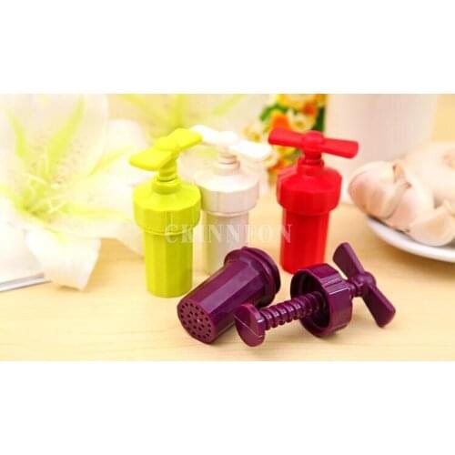 200Pcs/Lot Fashion Kitchen Ginger Garlic Manual Press Twist Cutter Crusher Cooking Tool Plastic Garlic Presses Blenders Peeler