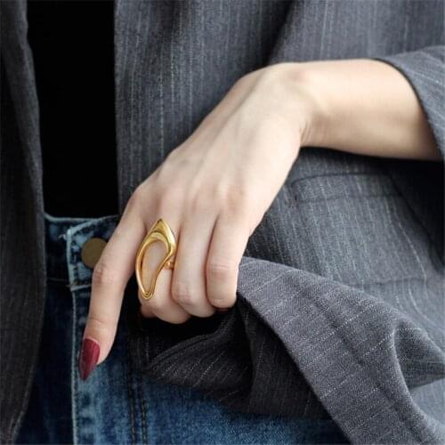 Europe And The Contracted Wind Metal Ring Fashion Temperament Beautiful Woman Ring Jewelry, Gift Accessories Engagement Ring