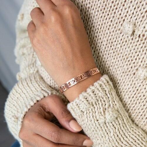 Personalized Opening Mens Womens Stainless Steel Bracelet Customized Name Letter Bracelet Personalized Nameplate Jewelry gift