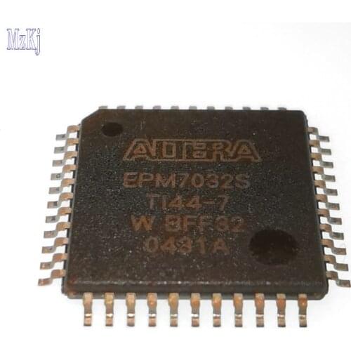 1PCS EPM7032 New Original EPM7032STI44-7 EPM7032S ALTERA QFP44
