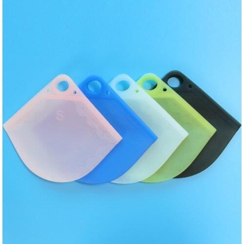 1PC Silicone Flat Type Mask Storage Box Mask Temporary Clip Dust-proof Pollution-proof Security Mask Holder Bags Artifact