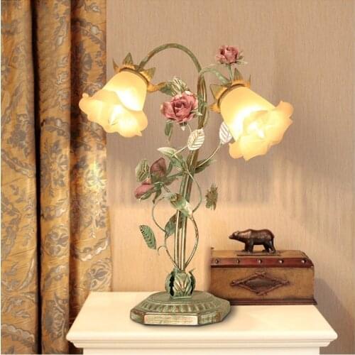 Korean table lamp garden flowers bedroom bedside lamp wedding creative personality warm and romantic gift lamps pink lamp table