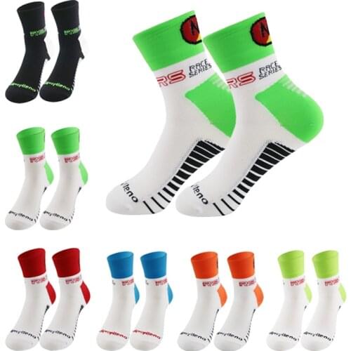 4 Pairs Men Sports Socks Sweat Absorbent Socks Comfortable Socks Marathon Hiking Socks