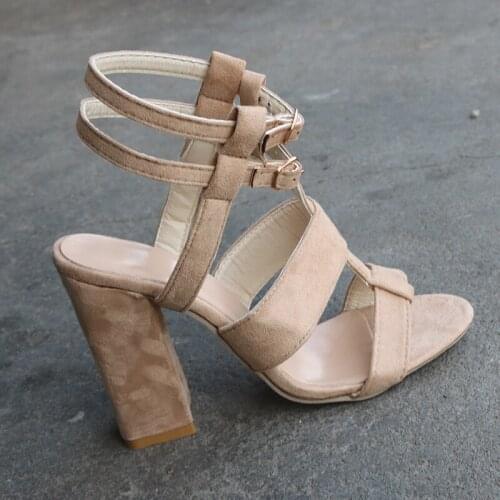 Woman Sandals Shoes 2018 Summer Style Pumps High Heels Peep Toe Buckle Strap Fashion Hollow Solid Gladiator Plus Size 35-42