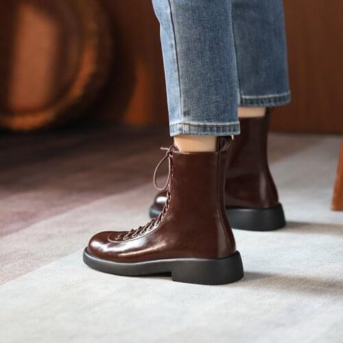2021 Winter Women Boots Round Toe Platform Women Boots Casual Lace-up Black Short Boots Motorcycle Boots