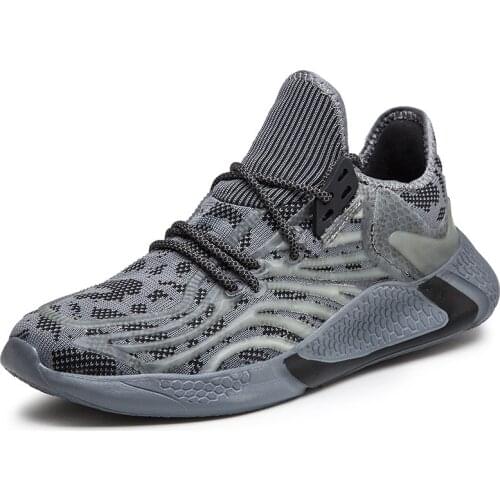 Sports Running Shoes Outdoor Mesh Shoes Breathable Non-slip Round Head Fluorescent Low-top Thick-soled Casual Mens Shoes