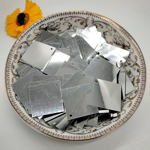 LNHOME 50g/Lot 20*20mm Square Sequins Silver Loose Flat Sequins With 1 Hole Stitch Needlework Sewing Christmas Halloween Sequins
