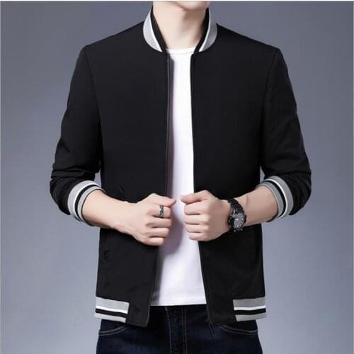 2021 New Spring Hooded Jacket Men Casual Slim Windbreaker Jacket Male Outwear