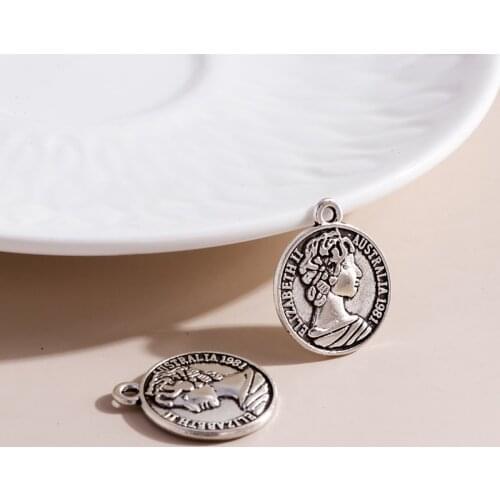 10pcs/lot 20*23mm Vintage Alloy Coin Carved Portra Charms for DIY Making Bracelets Pendants Necklaces Jewelry Finding