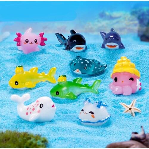 Cute Animals Cartoon Sealife Shark Dolphin Plastic Toy Childrens Toys Home Car Office Cake Decoration Mini Ornament Kids Gifts