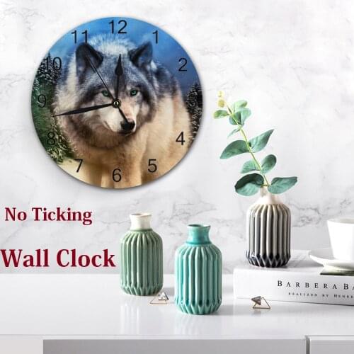 Animal Wolf Wall Clock Numeral Digital Dial Mute No Ticking Slient Battery Operated Kitchen Clock Kitchen Wall Decor for Bedroom