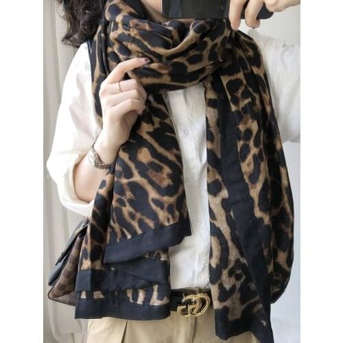 Scarf Womens Leopard Print Hit Light Cotton Hemp Long Silk Scarf Sunscreen Shawl Scarf Designer Scarf Fashion European Style