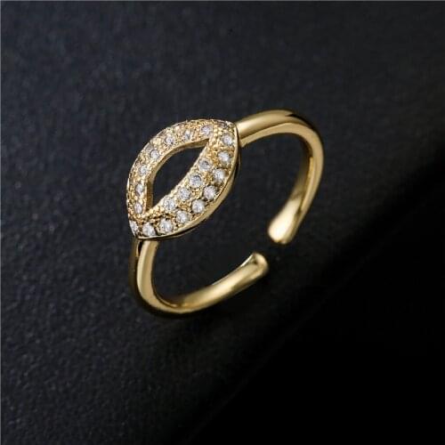 2021 New Fashion Gold Color Lips Shape Open Ring Women Party Jewelry AAA+ CZ Femme Bijoux Wedding Jewelry Gift