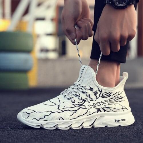 2021 New Summer Men Lace-up Mesh Sneakers Mens Casual Shoes mens shoes with blade bottom mesh