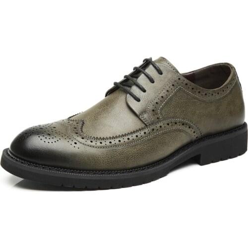 Yomior Brogue Shoes Spring Vintage British Men Casual Shoes Formal Dress Leather Loafers Designer Business Wedding Luxury Shoes