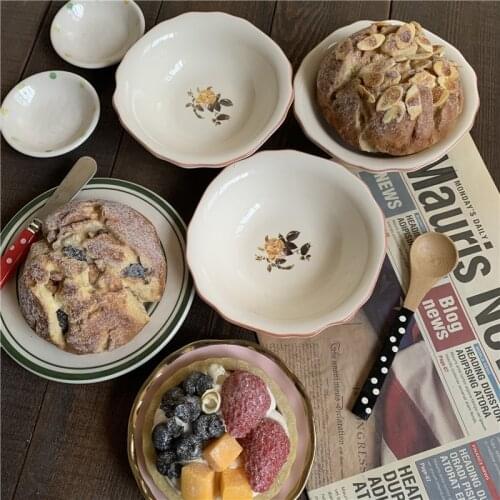 1PCS ceramic plate Vintage flower pattern Lace design European Simple Soup Bowl Dessert Snack Bowl Household kitchen accessorie