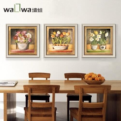 The wall paintings are American Pastoral frog fragrant decorative painting frame painting the living room sofa dining room bedro